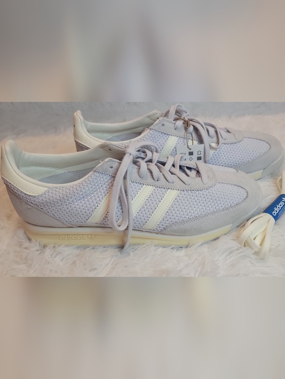 NWT adidas men’s light gray and cream mesh suede sneakers. sz 11.5.